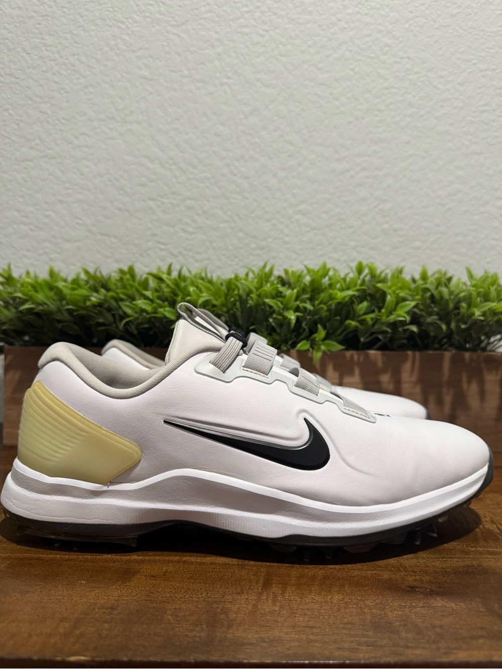 Nike Tiger Woods TW71 Fast Fit Golf Cleats White/Black CD6300-100 Men's Size 11